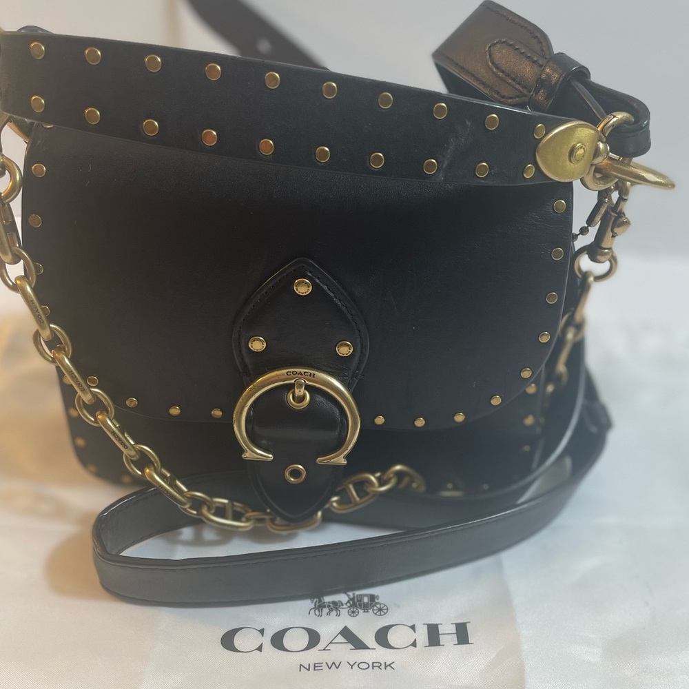 Crossbody Coach - Picture 9 of 16